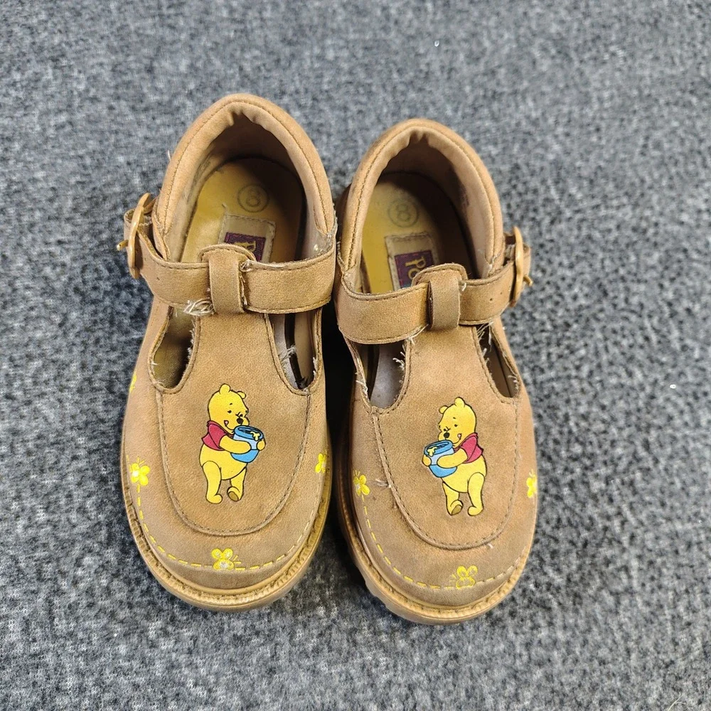 Disney Winnie The Pooh T-Strap Shoes Kids Size 8 Tan Vintage Honey Pot Floral